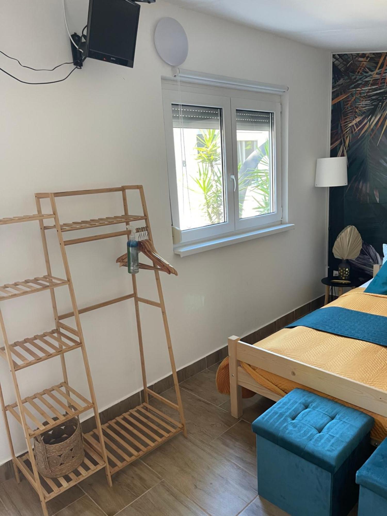 Kertesz Vendeghaz Apartment Siofok Ngoại thất bức ảnh