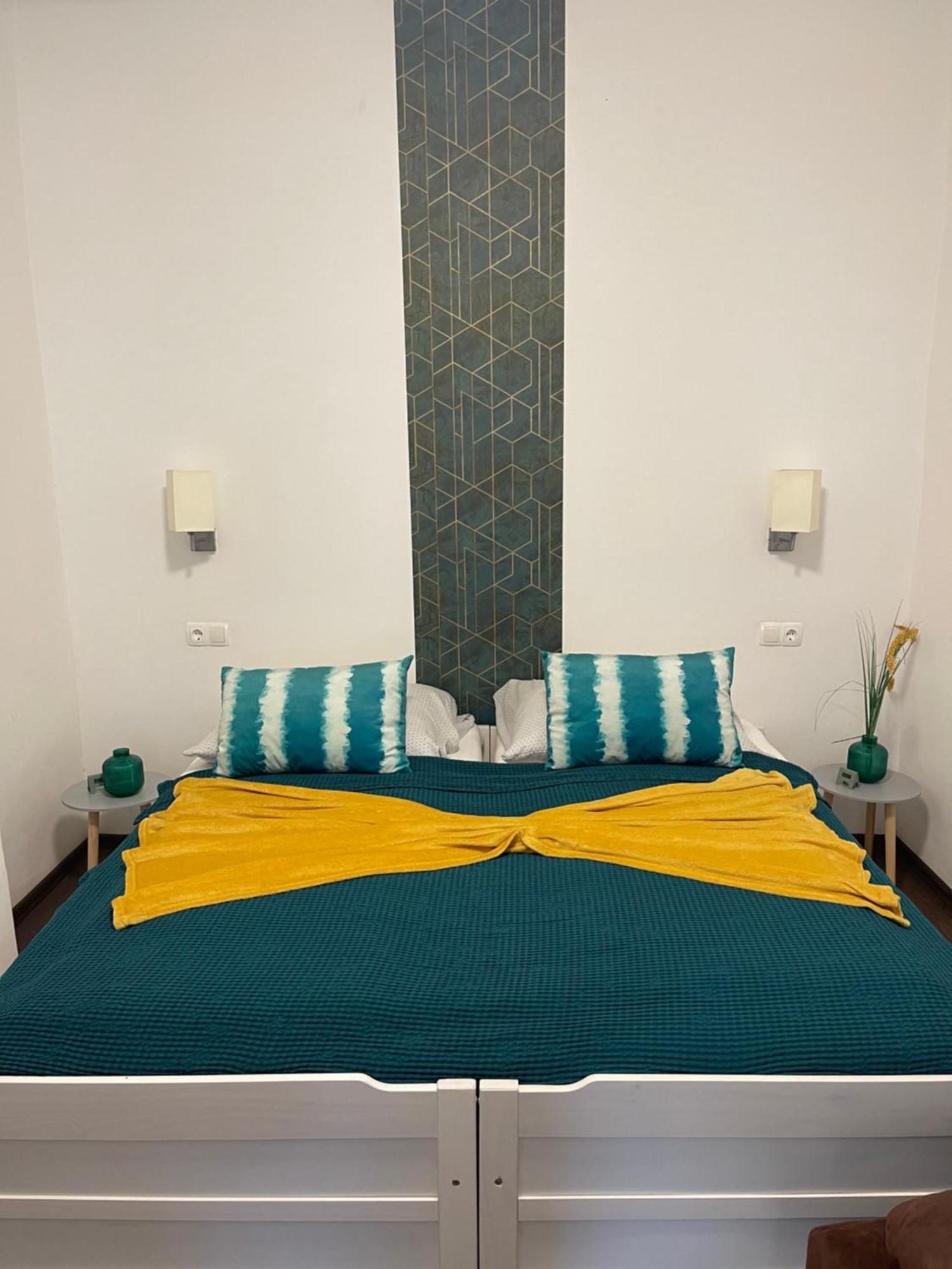 Kertesz Vendeghaz Apartment Siofok Ngoại thất bức ảnh
