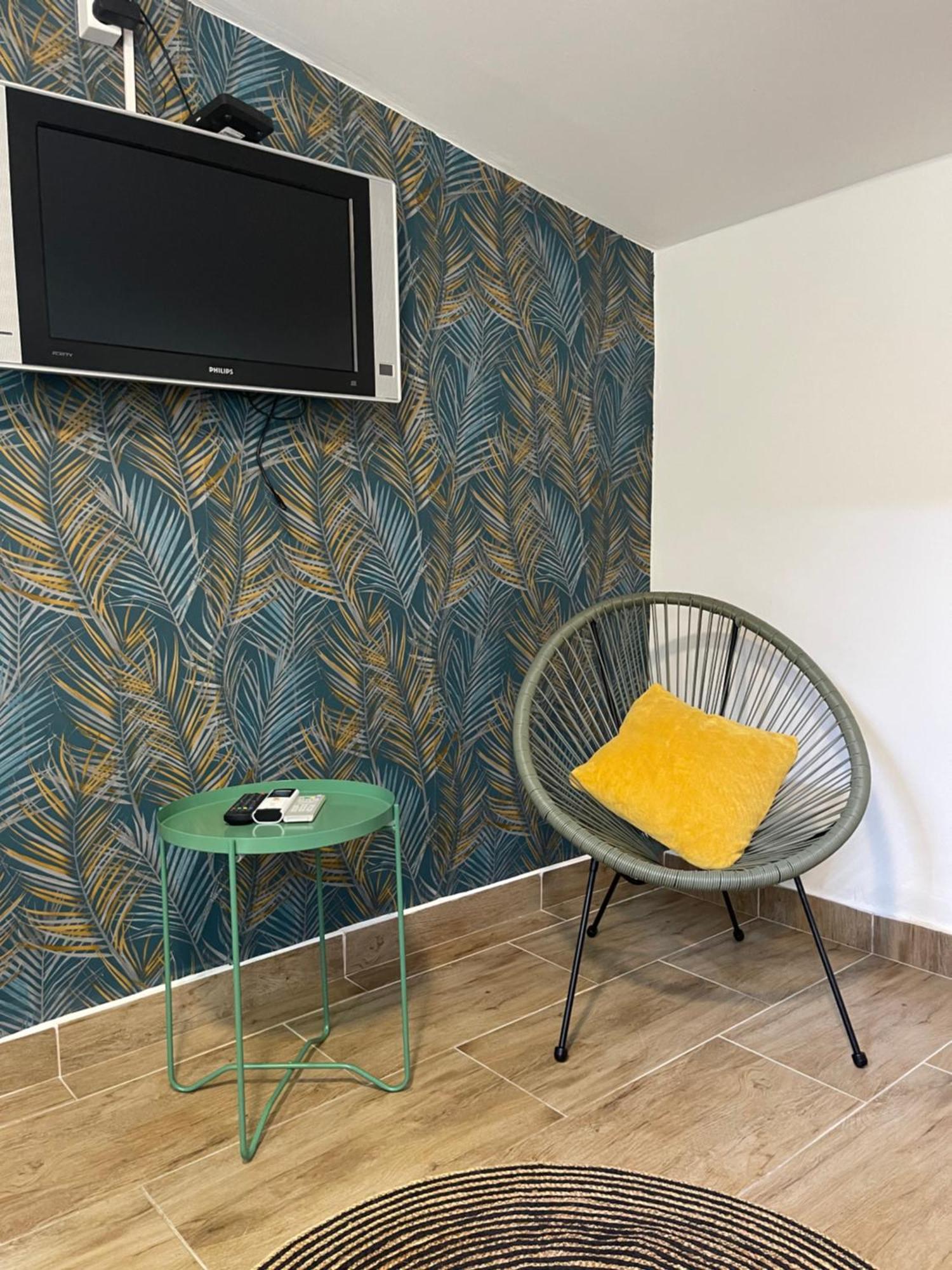Kertesz Vendeghaz Apartment Siofok Ngoại thất bức ảnh