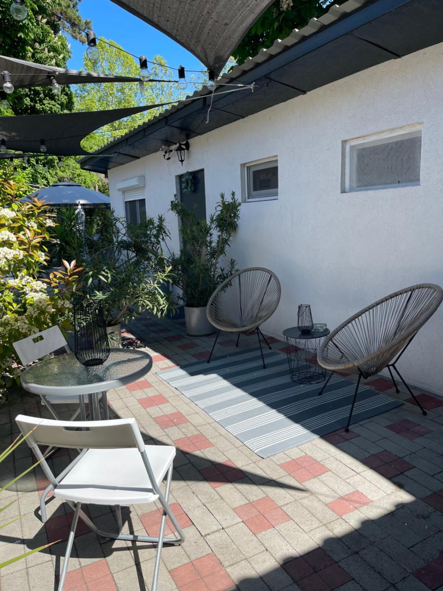 Kertesz Vendeghaz Apartment Siofok Ngoại thất bức ảnh
